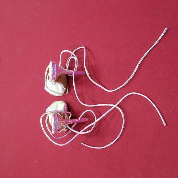 Sandals - Picture 3 of 4